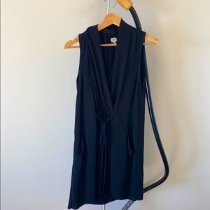 Wilfred Sabine black dress  size 4 EUC